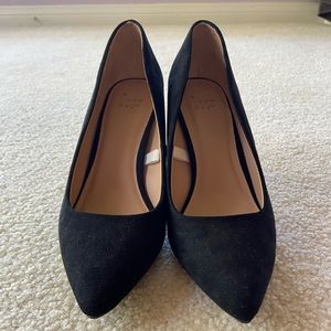 Black Pointed High Heels